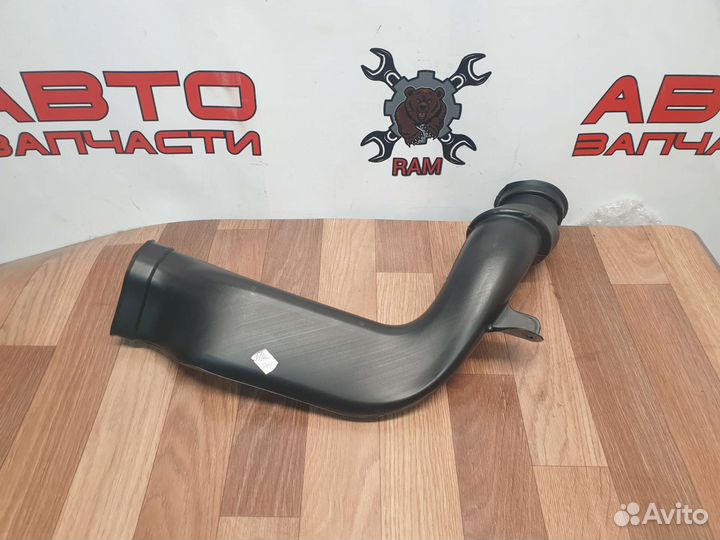 Воздуховод отопителя правый Renault Sandero 2