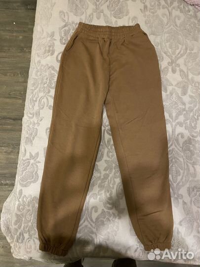 Спортивный костюм женский