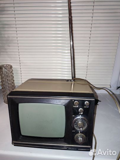 Телевизоры 2 шт