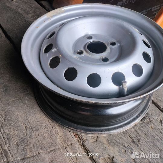 Штампованный диск r 14 hyundai accent