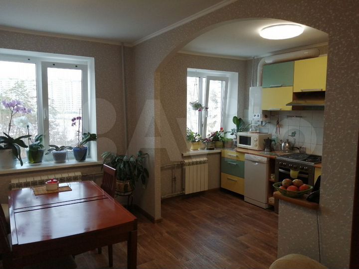 4-к. квартира, 78 м², 4/5 эт.
