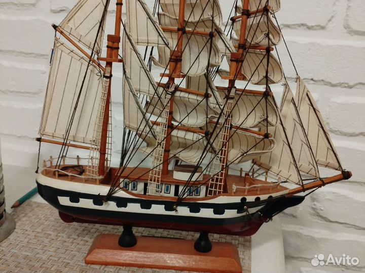 Сборная модель корабля из дерева