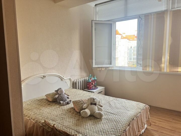 2-к. квартира, 70 м², 2/4 эт.