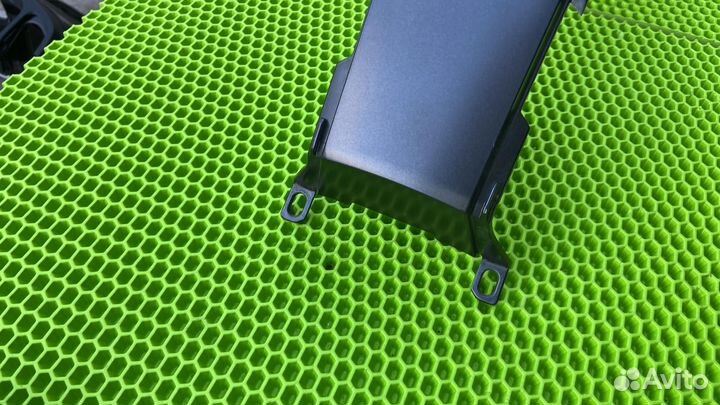 Кожух топливного бака Ср BMW