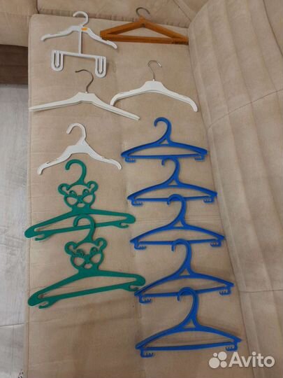 Вешалки плечики детские