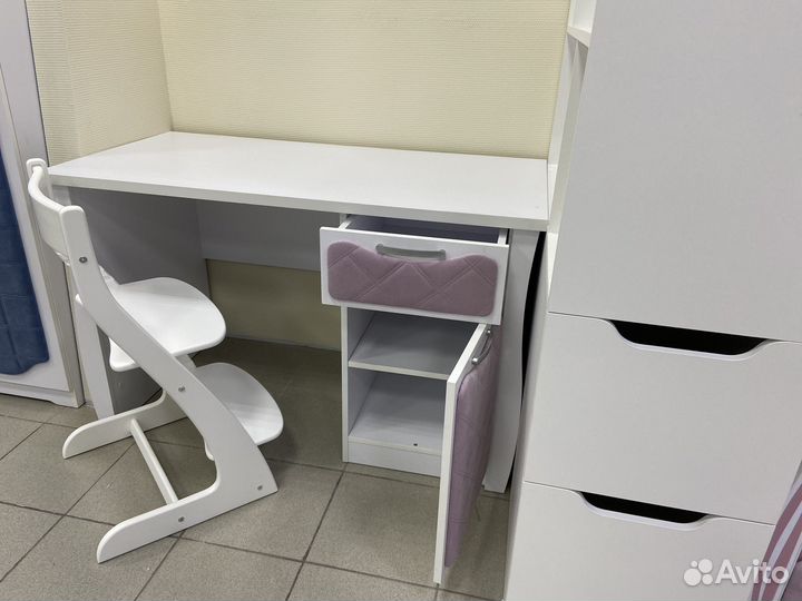 Детская мебель для девочки