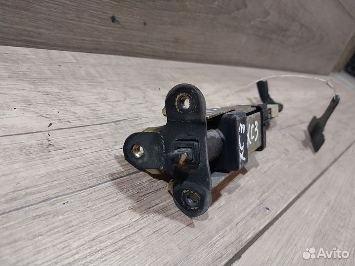 Замок лючка бензобака Hyundai Sonata 4 EF тагаз