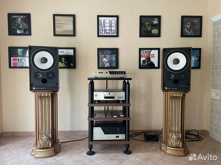 JBL 4311B - акустика