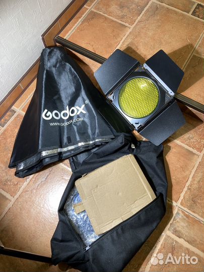 Софтбокс Godox SL60W (полный комплект)