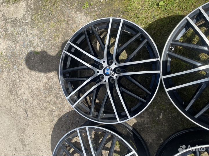 Оригинальный комплект дисков r21 на Bmw 650m ст