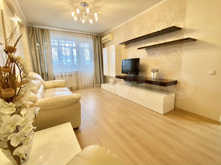 2-к. квартира, 50 м², 8/9 эт.