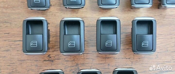 Кнопка стеклоподъемника Mercedes Benz