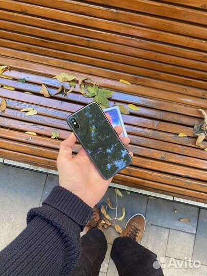 iPhone X, 256 ГБ