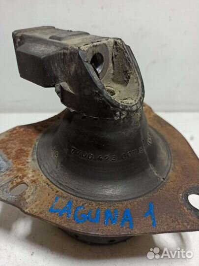 Опора двигателя правая Renault Laguna 1 2.0 МКПП