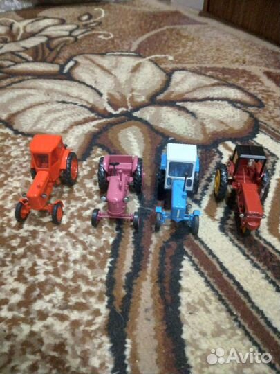 Модель трактора