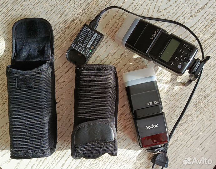 2 вспышки накамерная Godox V350F TTL