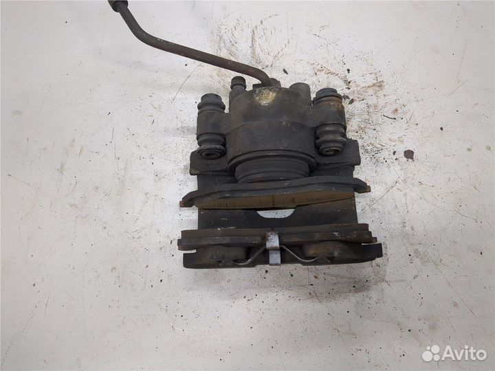 Суппорт Chrysler 300M, 2000