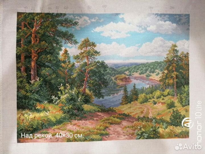 Картина вышитая крестом 