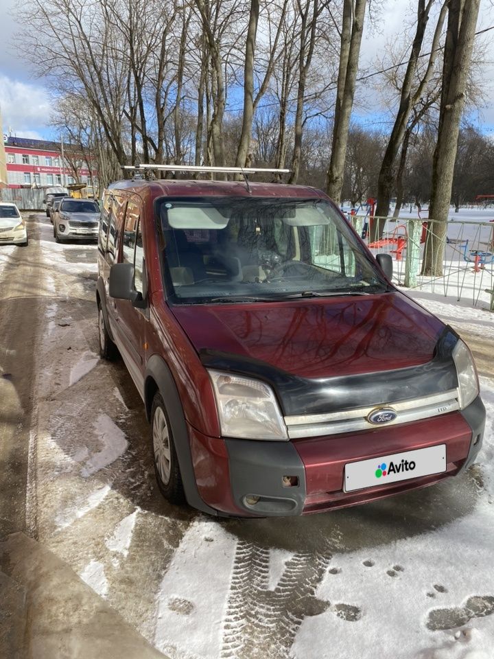 Ford Tourneo Connect: фото владельца