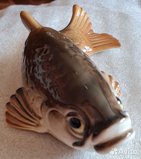 Статуэтка Сазан рыба фарфор