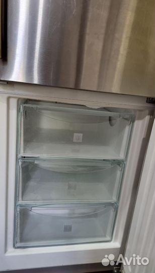 Холодильник liebherr