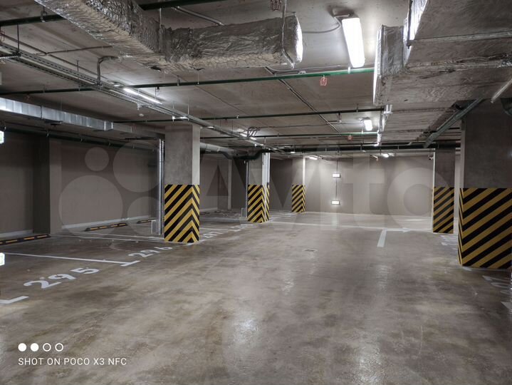 Машиноместо, 13 м²