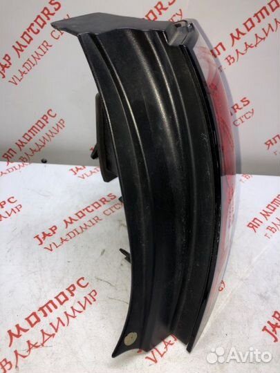 Фонарь задний правый Citroen C3 5F01 EP6 2013