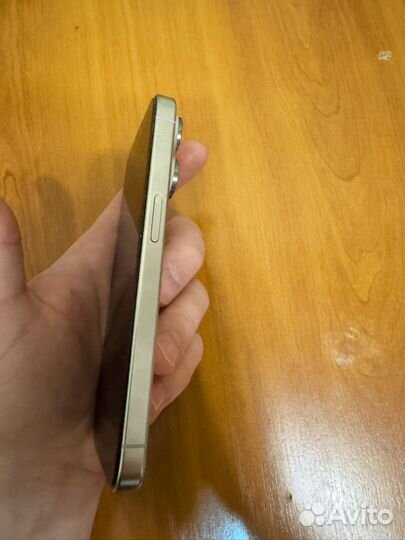 iPhone 15 Pro, 128 ГБ