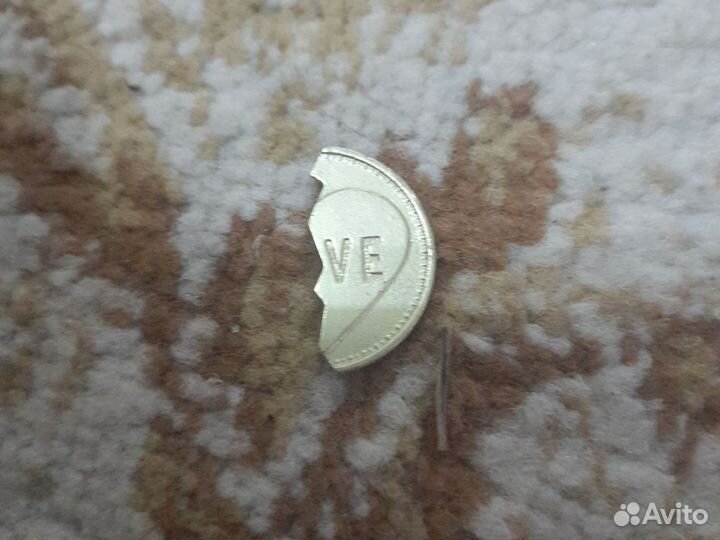 Магнеты магнит. Половина сердечка