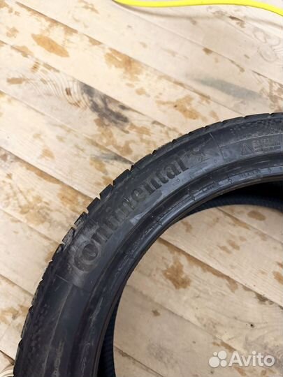 Continental ContiWinterContact TS 860S 245/40 R19 98V