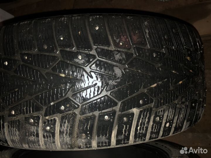 Nokian Tyres Hakkapeliitta 7 225/50 R17 98T