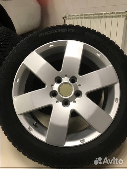 Колёса Nokian Hakkapeliitta 8. 225/50R17 + ди 4шт