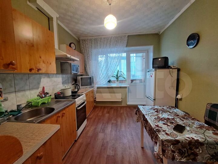 2-к. квартира, 58 м², 3/9 эт.