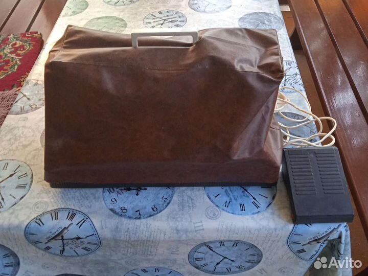 Швейная машина Чайка 134А