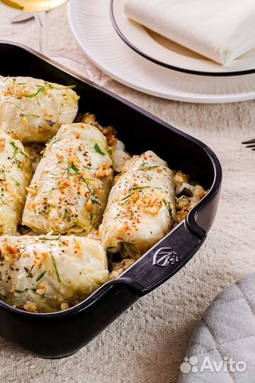 Peugeot Satin Black 2,7л, 32х20см, черная