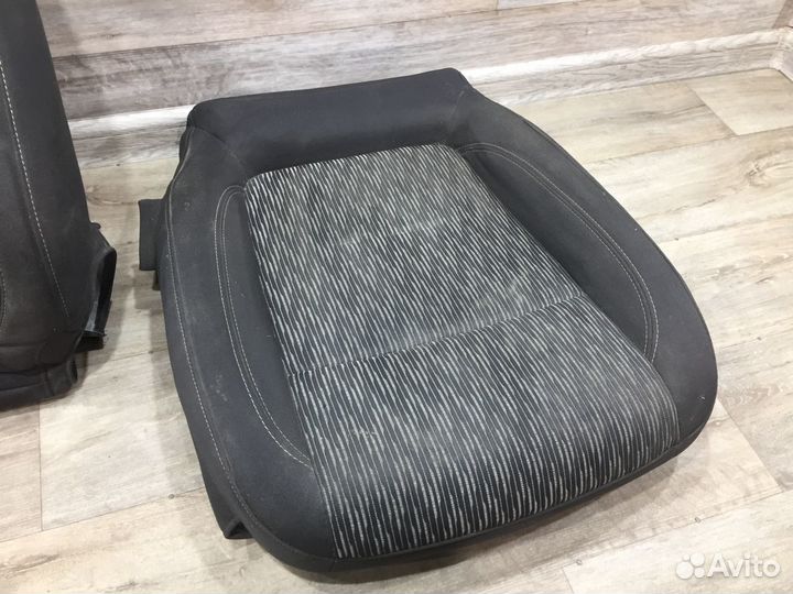 Подушка спинка переднего левого сиденья Opel Mokka