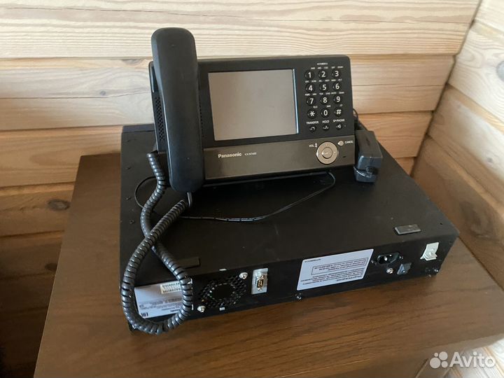 IP телефон Panasonic KX-NT400