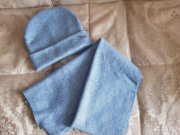 Комплект шапка и шарф женские