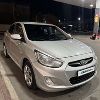 Hyundai Solaris 1.6 AT, 2013, 138 000 км, с пробегом, цена 780 000 руб.