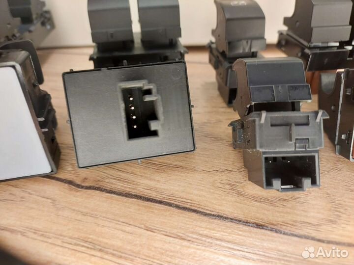 Блок стеклоподъемников Skoda Fabia, Octavia A5 A7