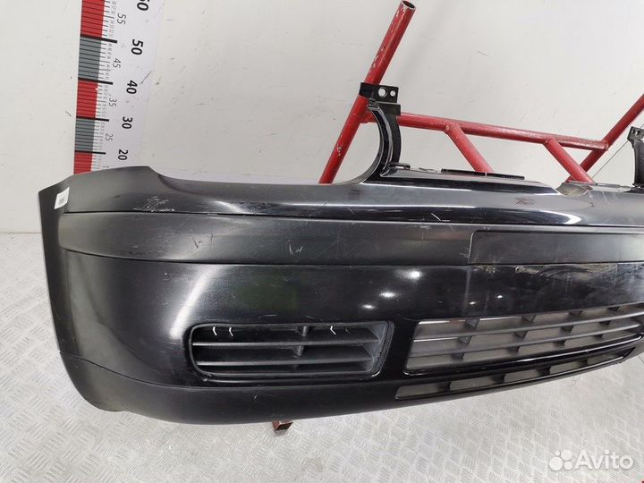 Бампер передний для Volkswagen Golf 4