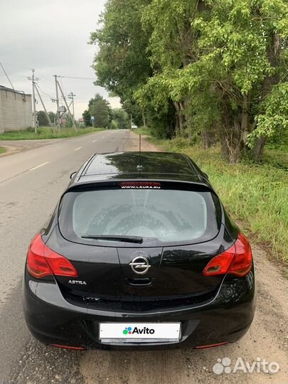 Opel Astra 1.6 МТ, 2011, 192 000 км