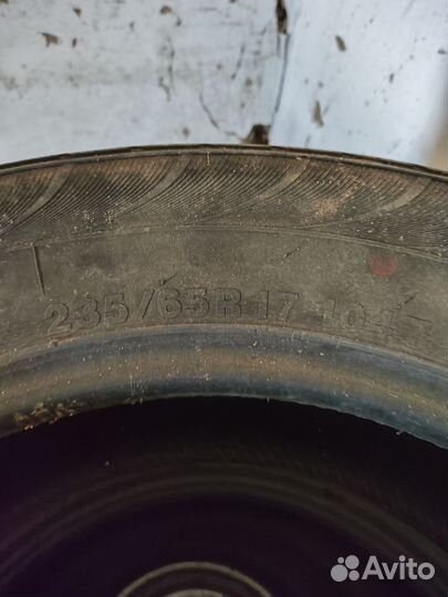 Kumho Ecsta PS71 235/65 R17 и 235/65 R17 104