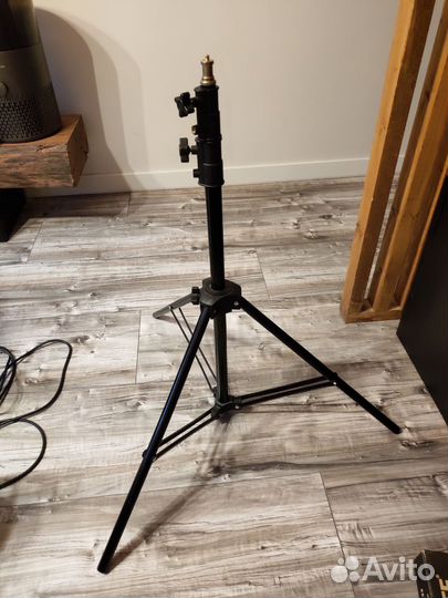 Комплект студийного света