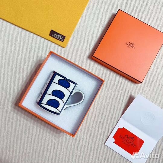 Hermes bleus D'ailleurs кружка фарфоровая