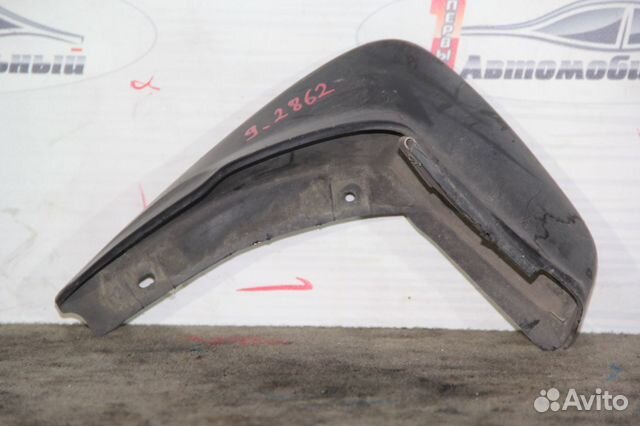 Брызговик перед право c Honda Fit Aria GD8 L15A