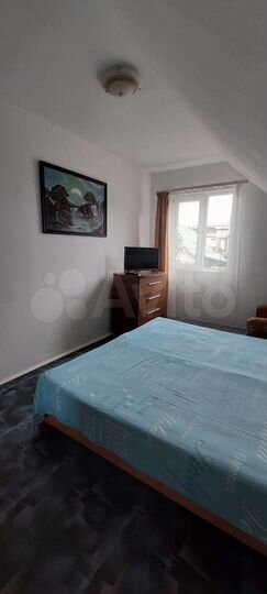 2-к. квартира, 56 м², 2/3 эт.