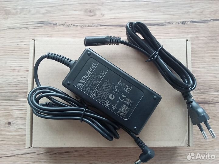 Блок питания для Roland AT-350C (адаптер PSB-1u)