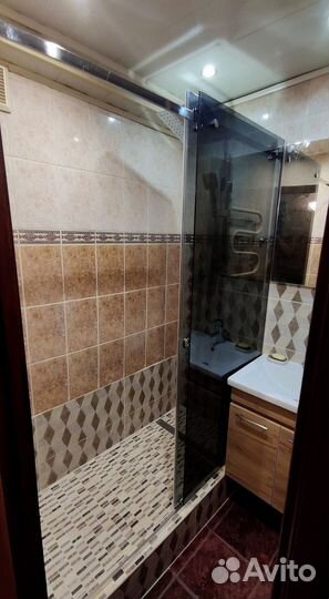 Душевая кабина