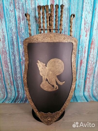 Каминный набор Щит-подставка Волк на 6 шампуров Мо